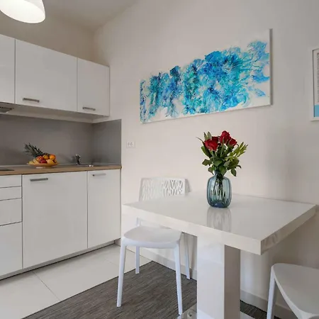 In - Istrien 47116 Apartment Funtana